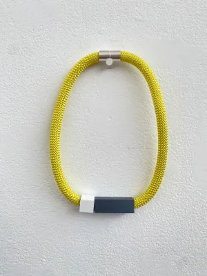 CB140 - Yellow Box Choker