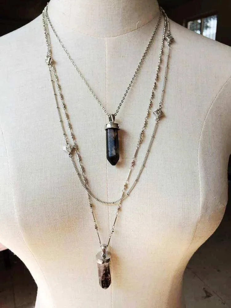 Layered Crackled Quartz Stones Dot Pendant Necklace Gold