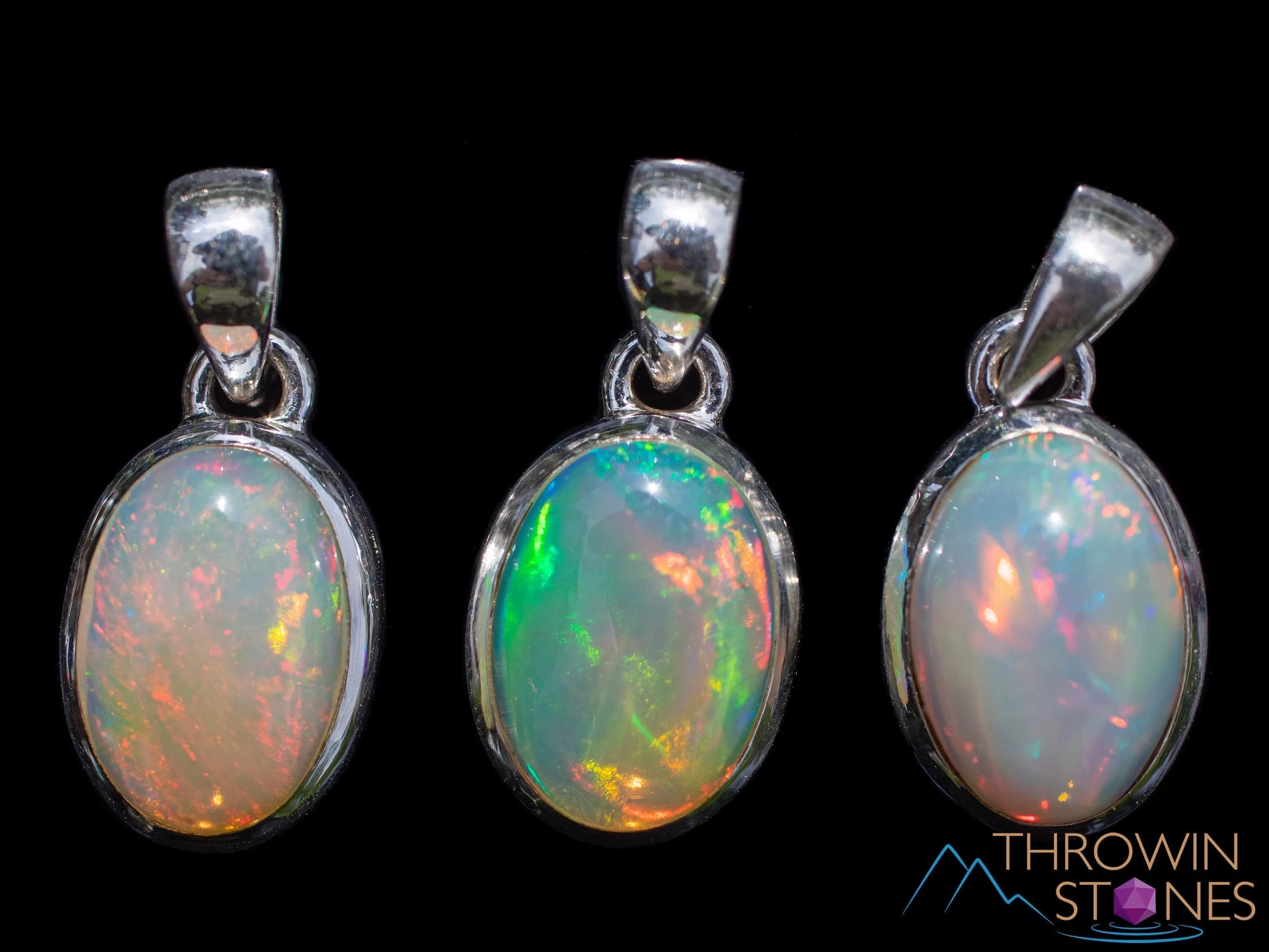 OPAL Pendant - Sterling Silver, Oval, Small - Birthstone Jewelry, Opal Cabochon Necklace, Welo Opal,  E1876