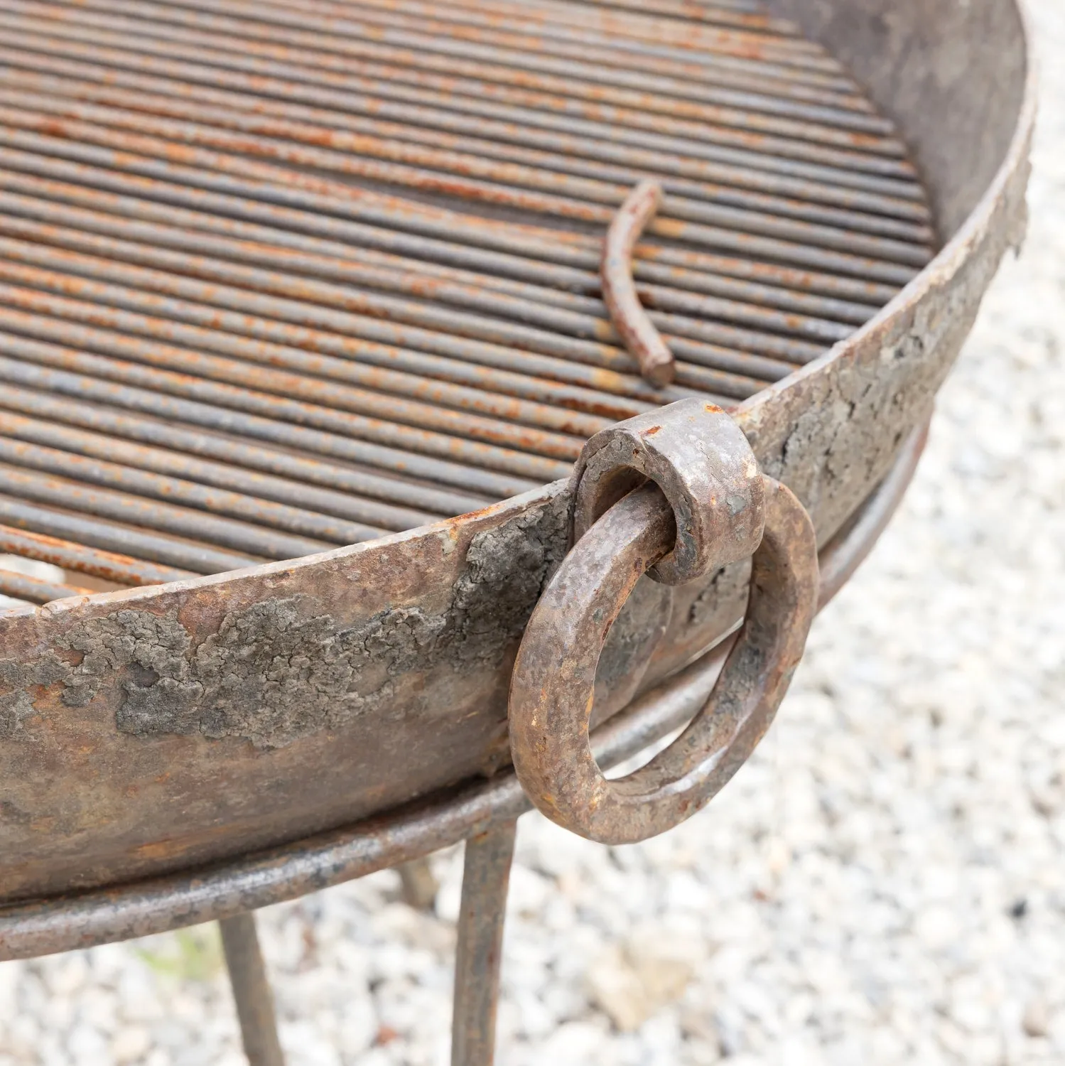 Small Cast Iron Kadai Fire Bowl or Fire Pit with Iron Hairpin Legs Base, 32.5"