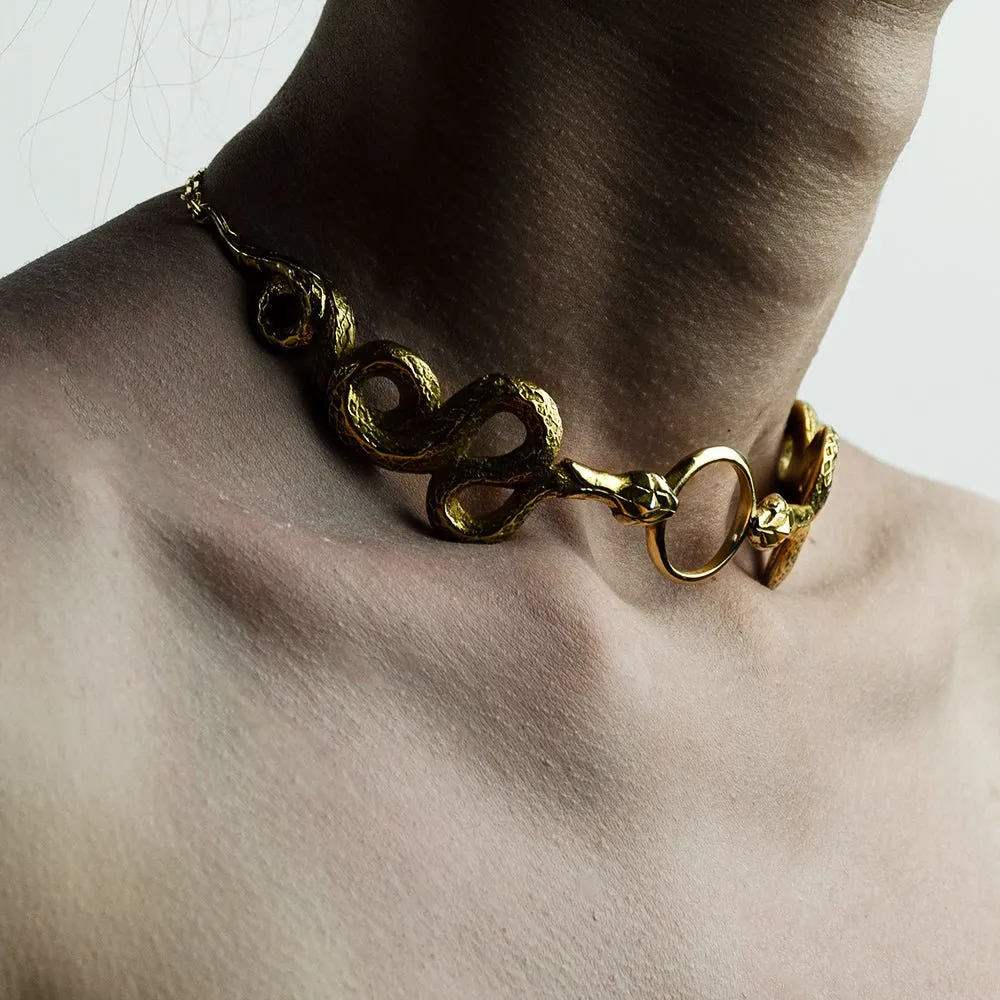 Snakes choker