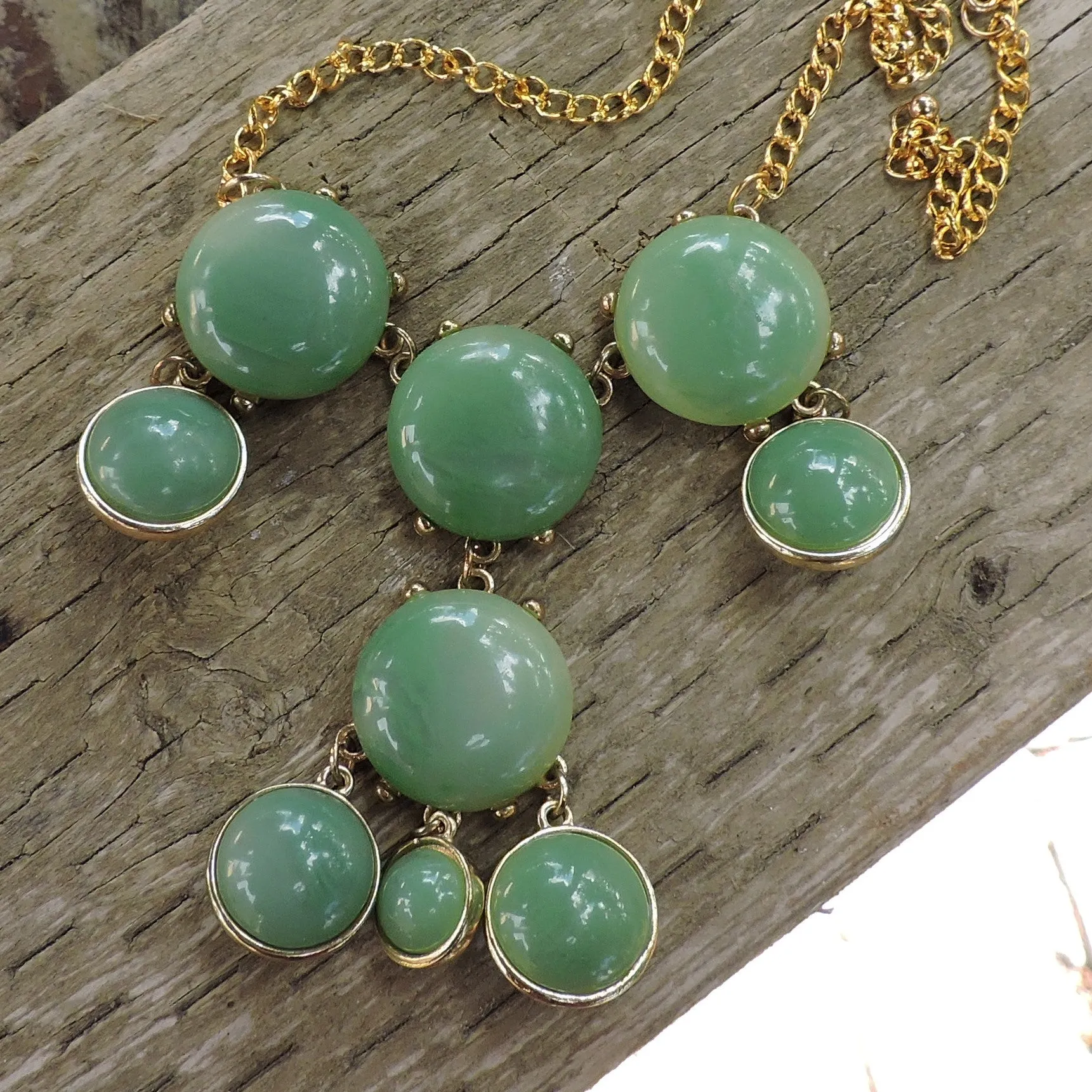 Variegated Green Stone Choker/Necklace